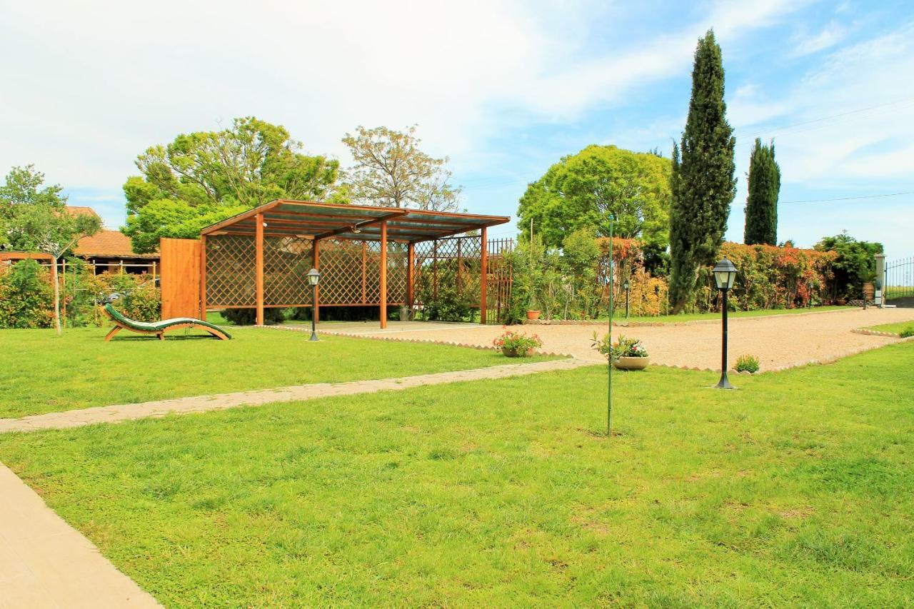 Oca Bianca Villa Pescia Romana Exterior photo